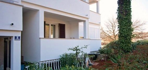 Apartment Parenzana โปเรช ภายนอก รูปภาพ